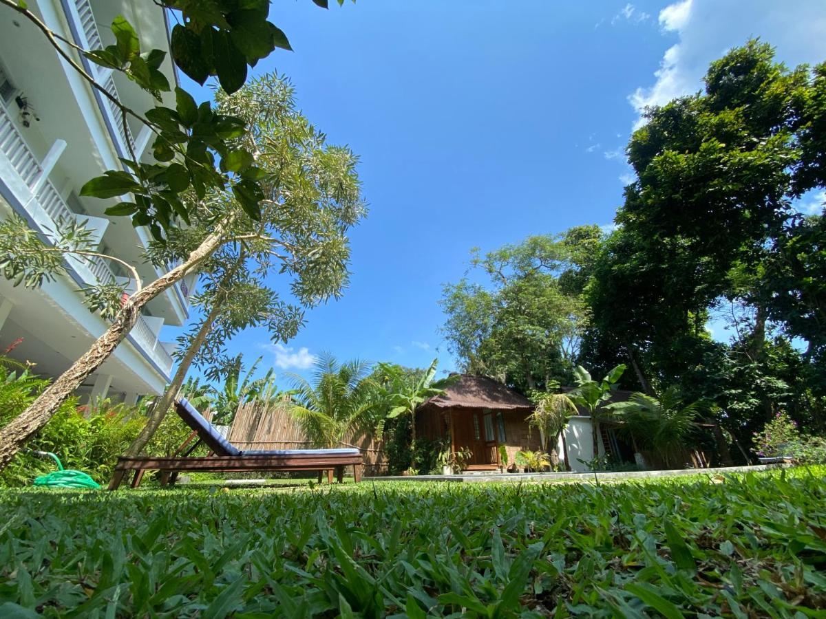 Mahamustika Riverside Canggu  Exterior photo