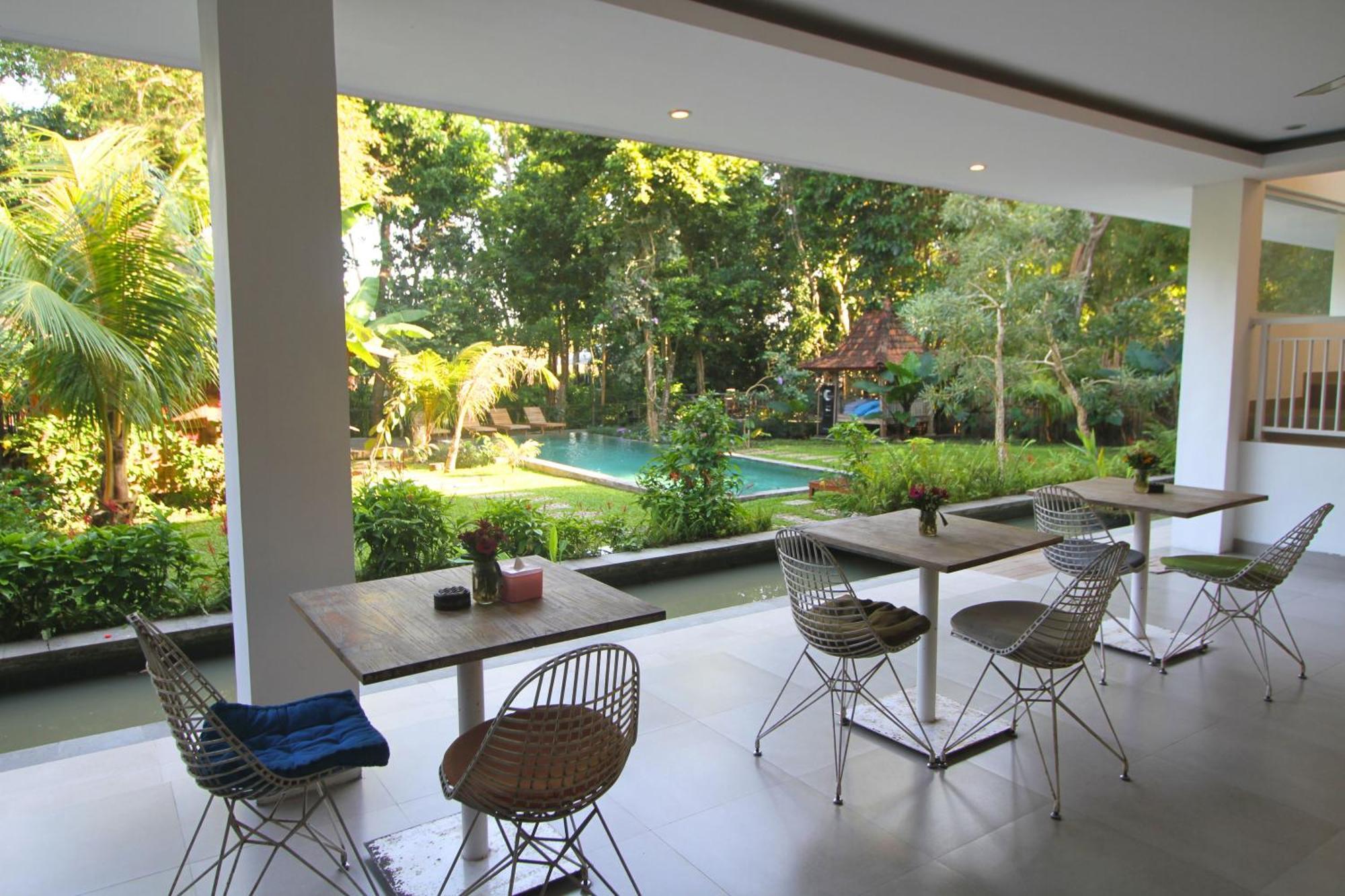Mahamustika Riverside Canggu  Exterior photo